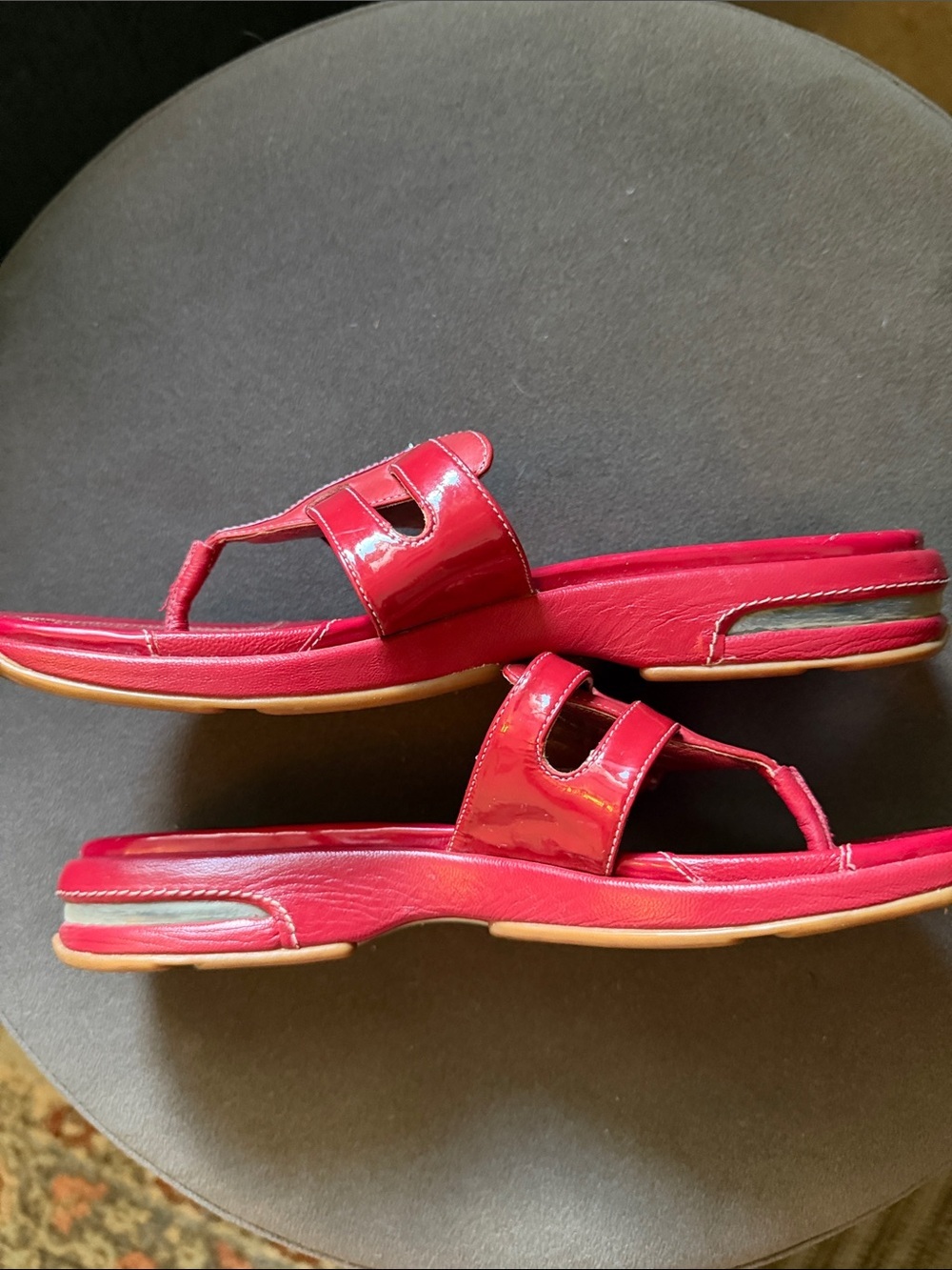 Cole Haan Cherry Red Nike Air Slip-On Thong Sandal w/Buckles 7 Summer Chic - Picture 9 of 10